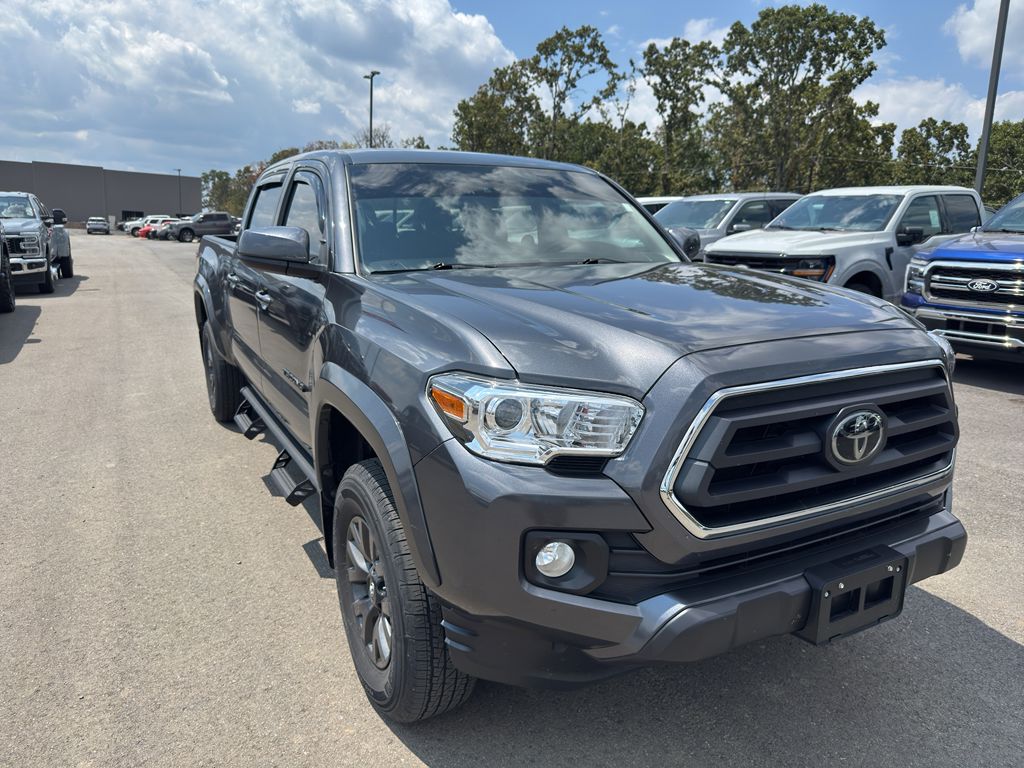 2023 Toyota Tacoma SR5 photo 3
