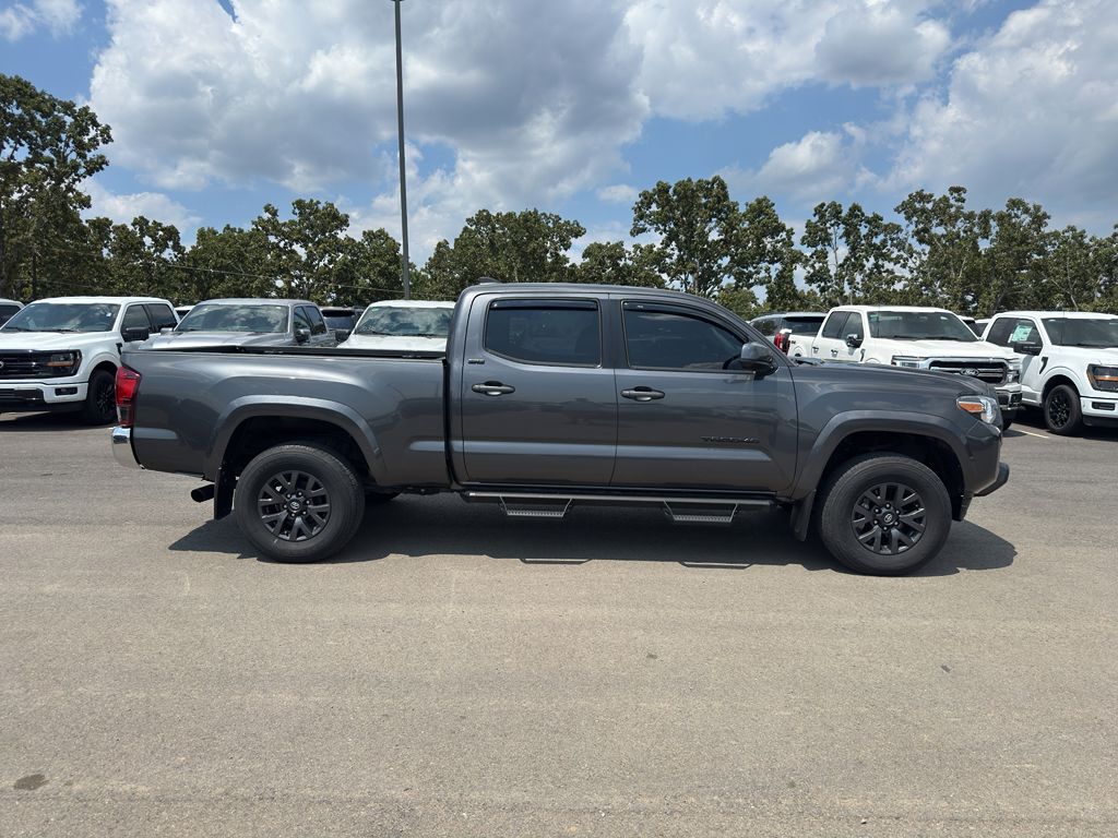 2023 Toyota Tacoma SR5 photo 4