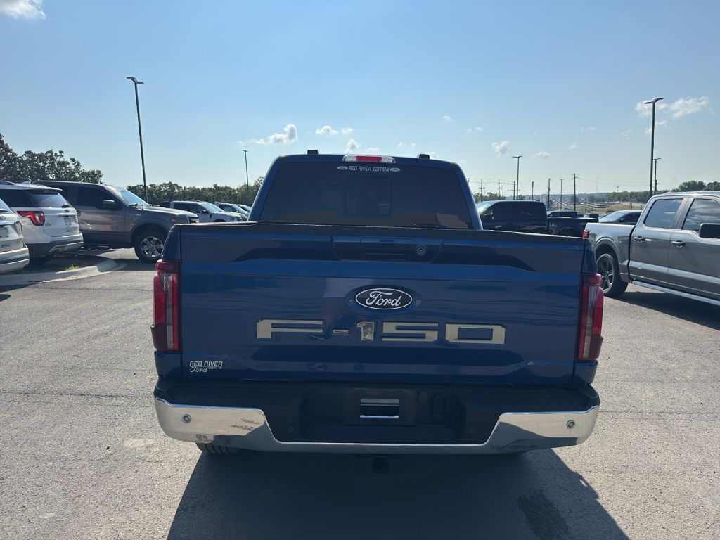 2025 Ford F-150 LARIAT photo 6
