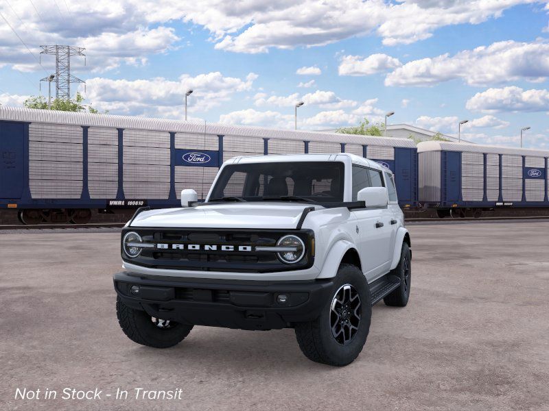 2026 Ford Bronco Outer Banks photo 2