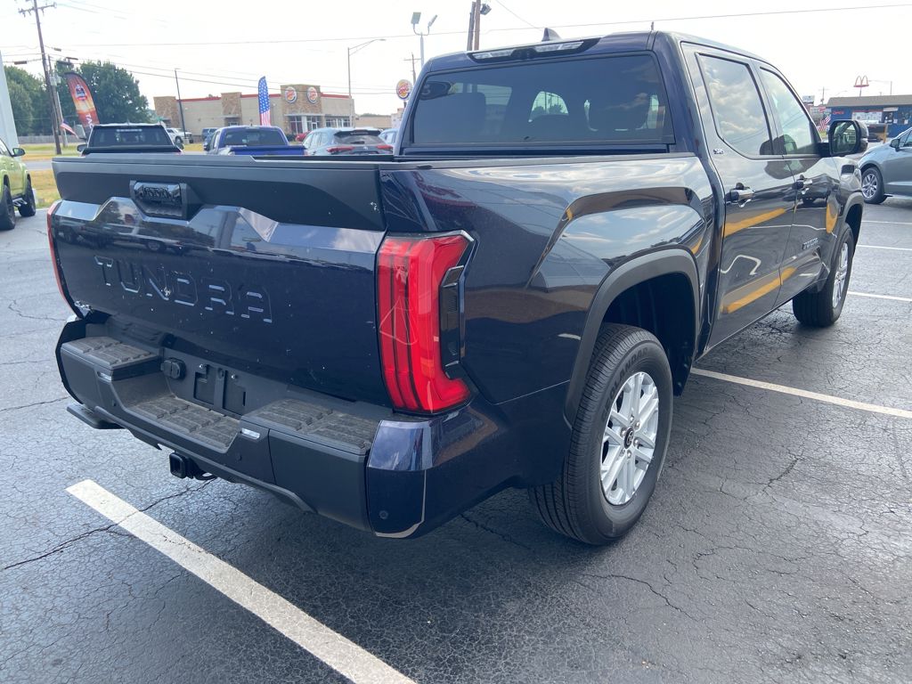 2026 Toyota Tundra SR5 photo 5