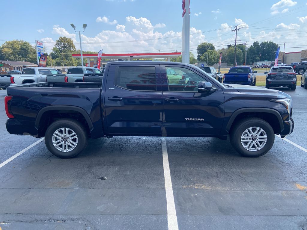 2026 Toyota Tundra SR5 photo 6