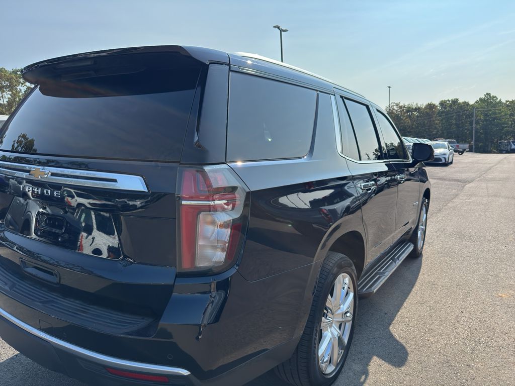 2022 Chevrolet Tahoe High Country photo 5