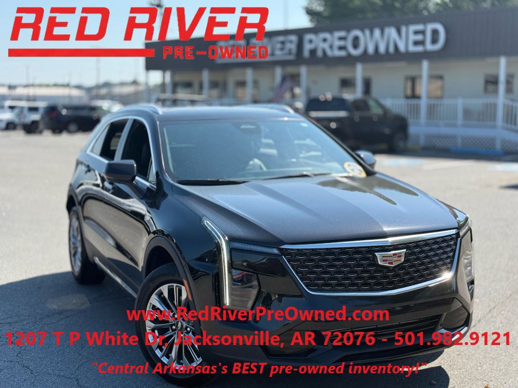 2025 Cadillac XT4 FWD Premium Luxury photo 1