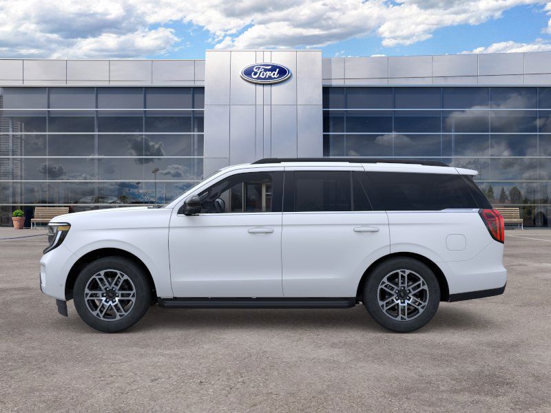 2026 Ford Expedition Active photo 3