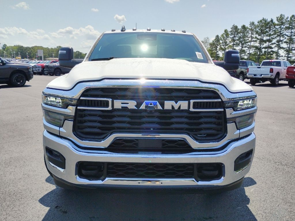 2026 Ram 3500 Chassis Tradesman photo 2