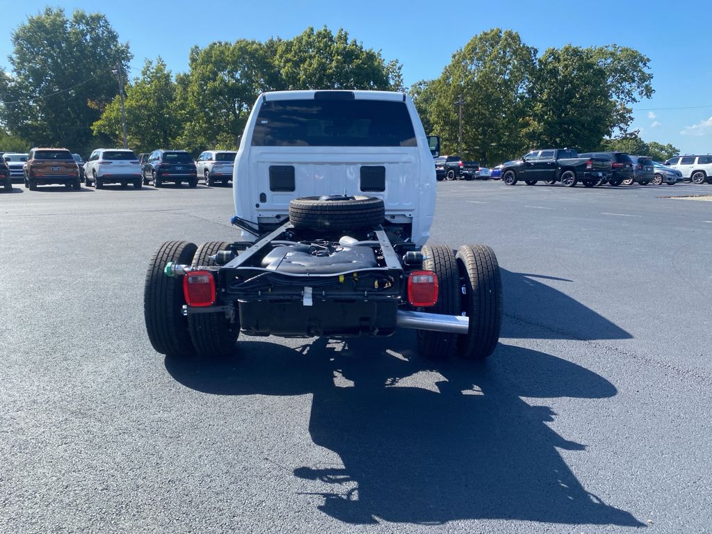 2026 Ram 3500 Chassis Tradesman photo 6