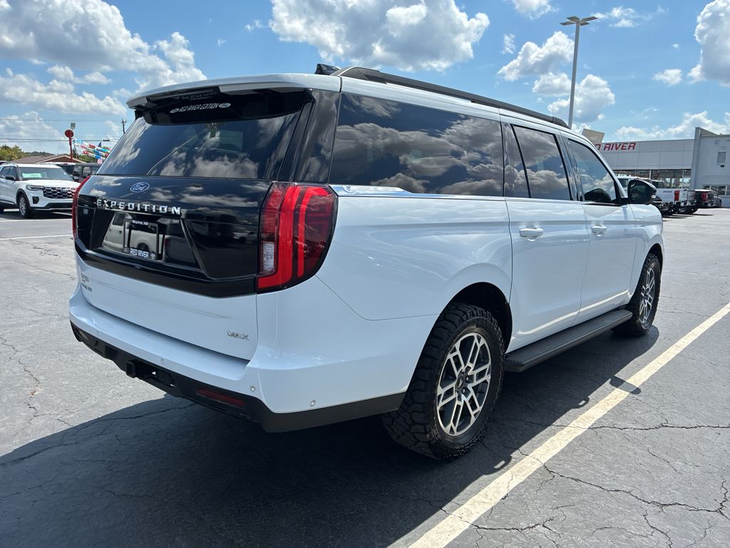 2025 Ford Expedition MAX Active photo 5
