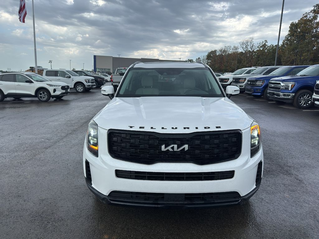 2022 Kia Telluride EX photo 2