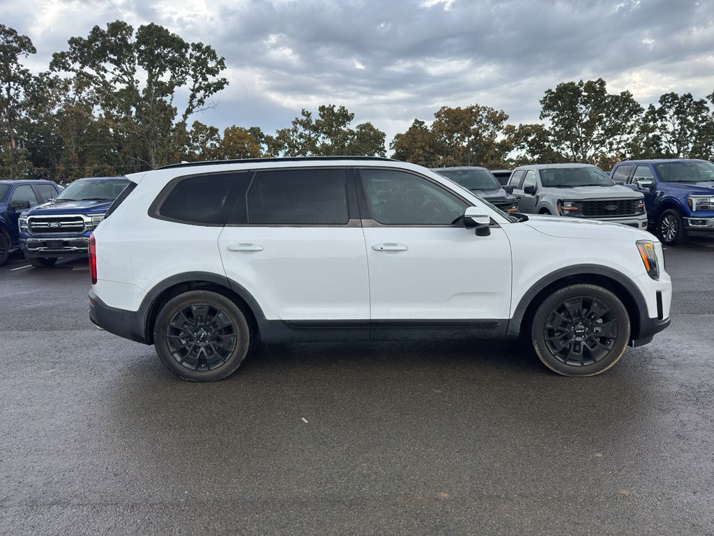 2022 Kia Telluride EX photo 4