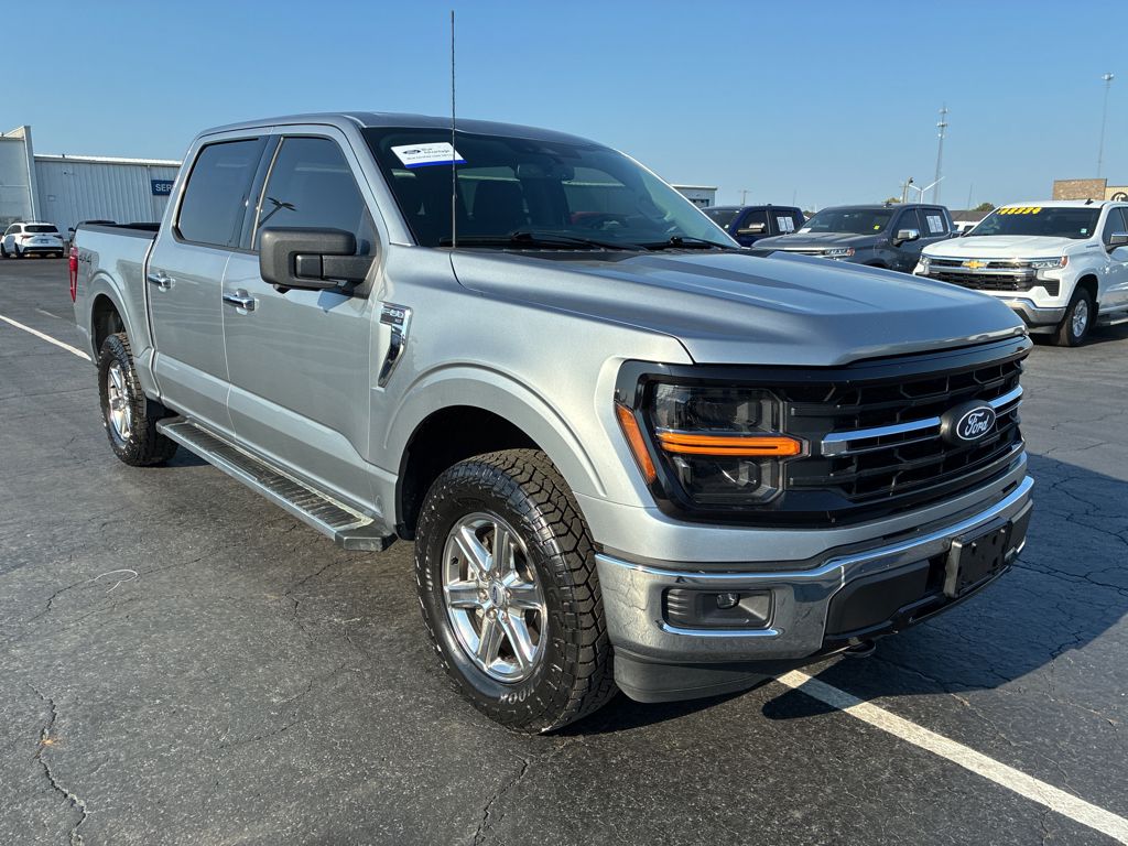 2024 Ford F-150 XLT photo 3