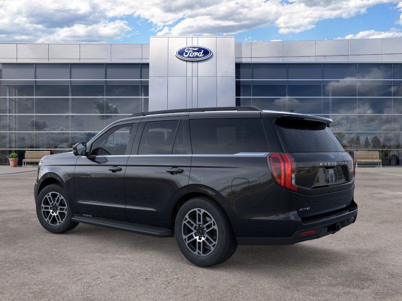 2026 Ford Expedition Active photo 4