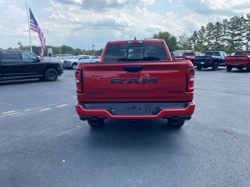 2027 Ram 1500 Big Horn photo 6