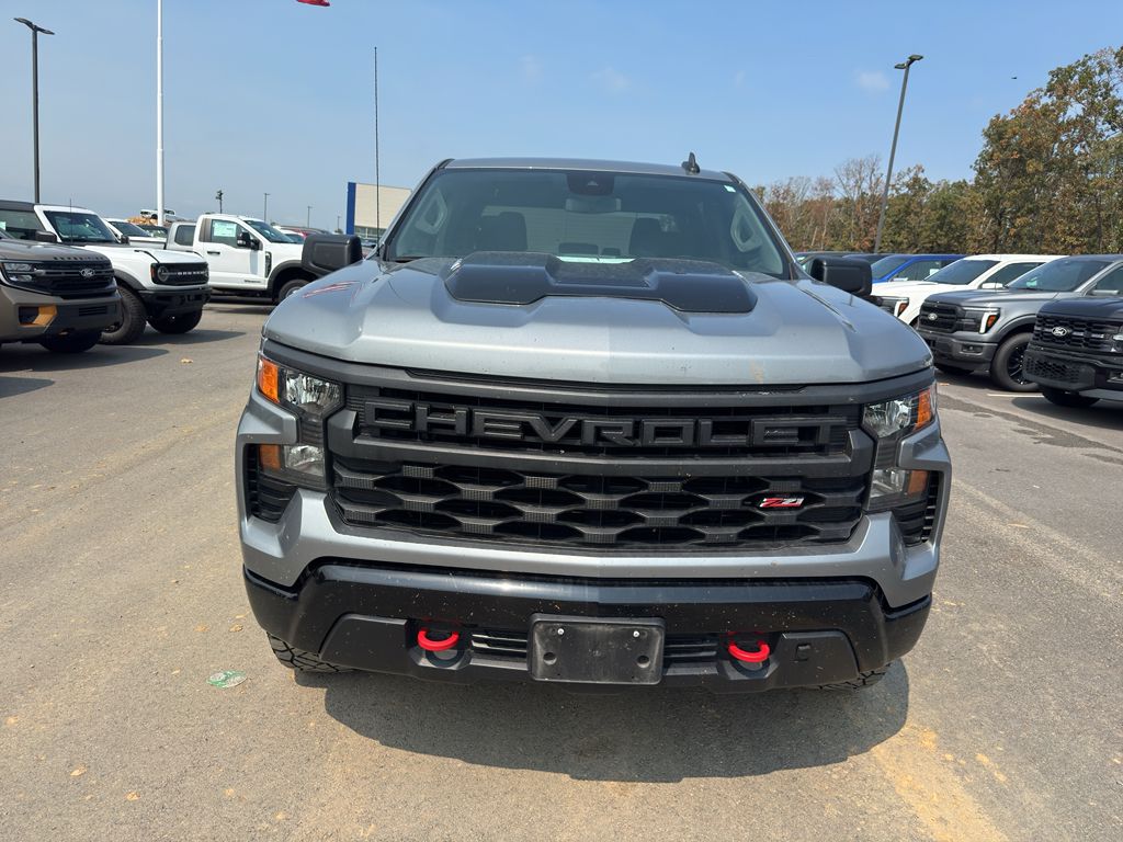 2024 Chevrolet Silverado Custom Trail Boss photo 2