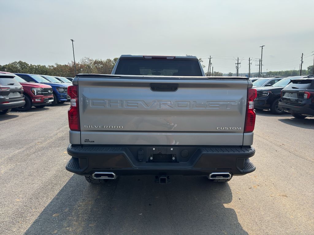 2024 Chevrolet Silverado Custom Trail Boss photo 6
