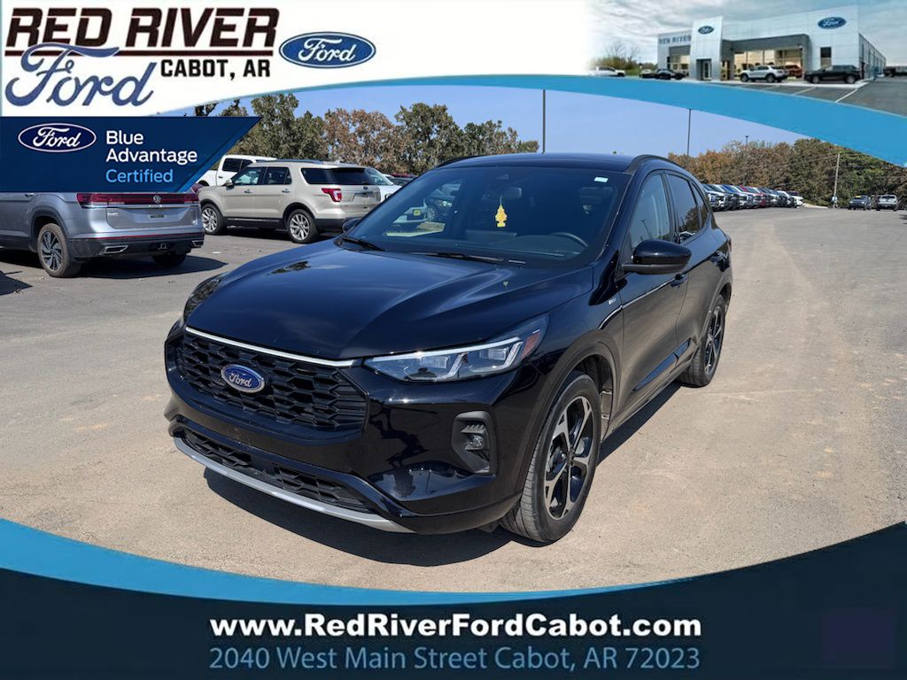2025 Ford Escape ST-Line Elite photo 1