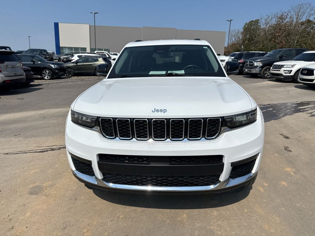 2022 Jeep Grand Cherokee L Limited photo 2