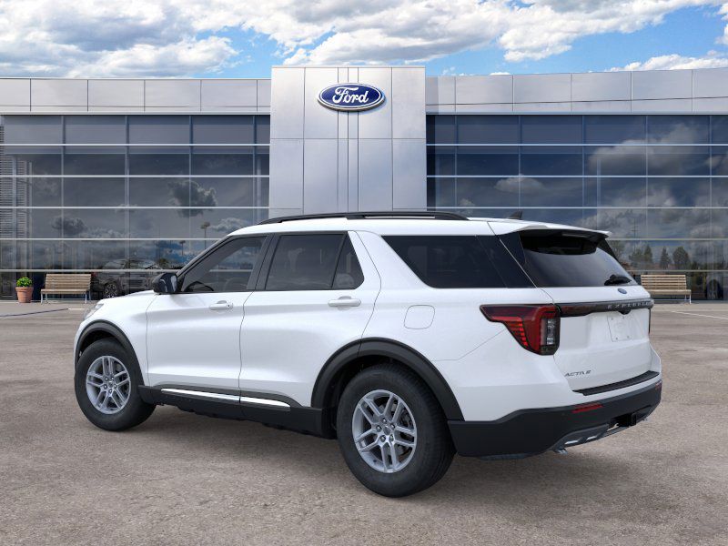 2025 Ford Explorer Active photo 4