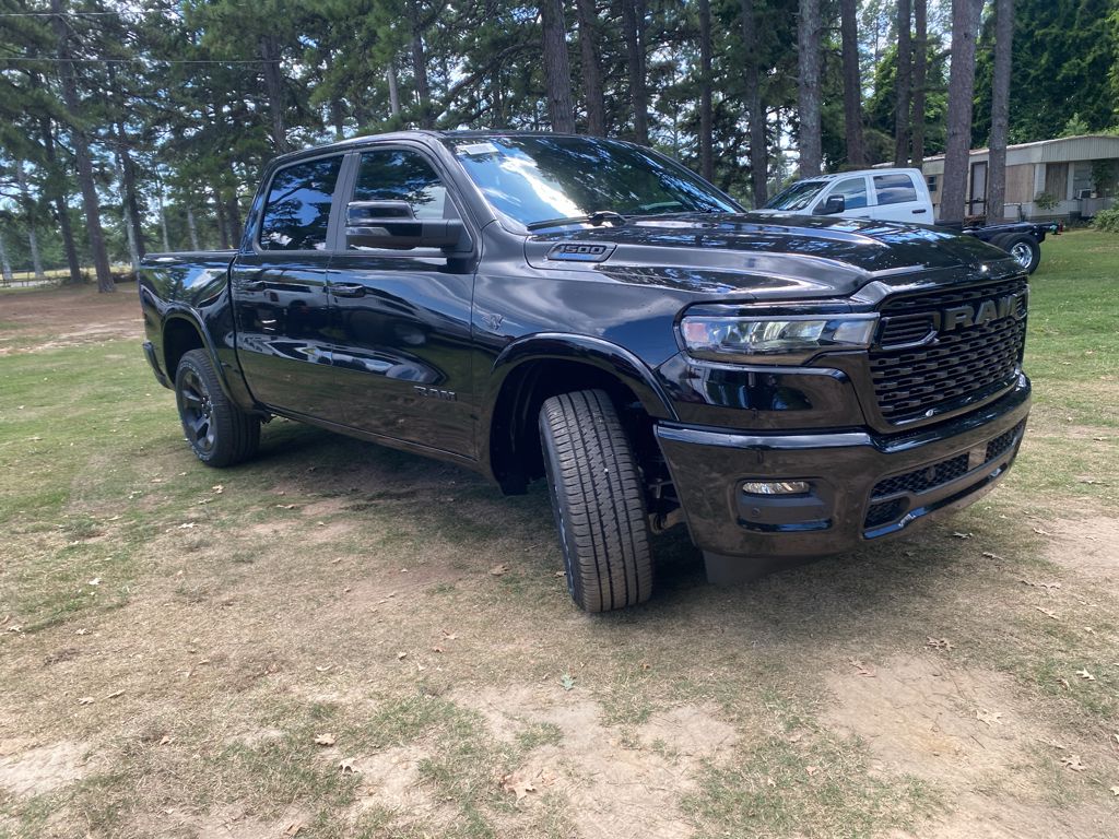 2027 Ram 1500 Big Horn photo 3