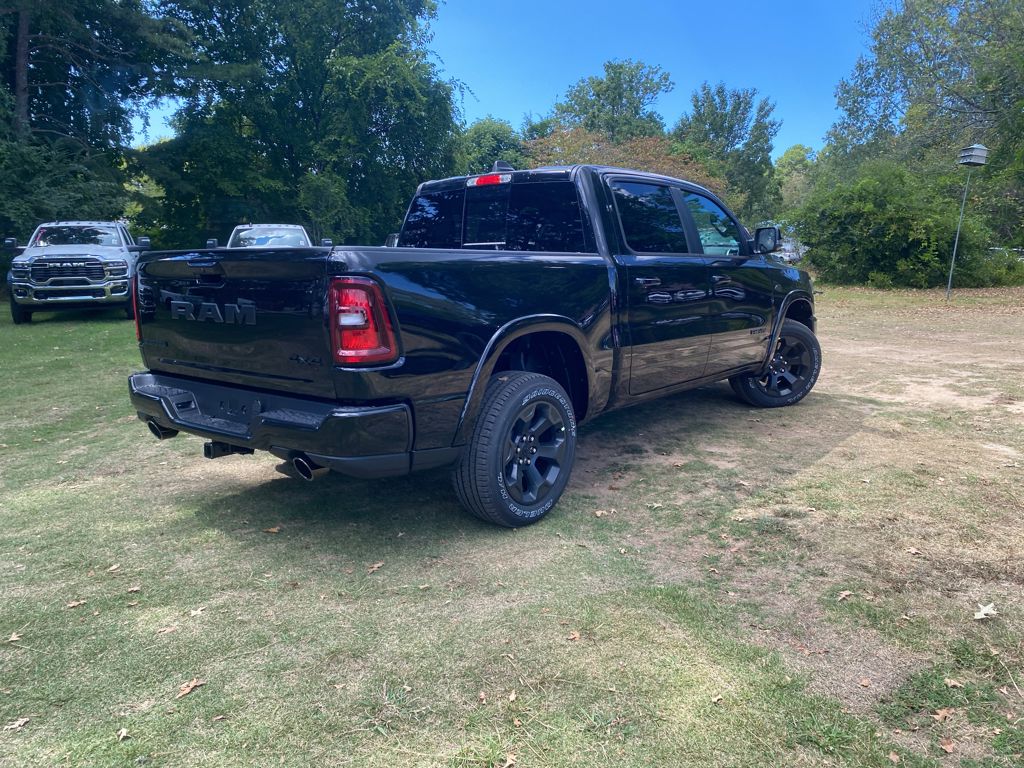2027 Ram 1500 Big Horn photo 5