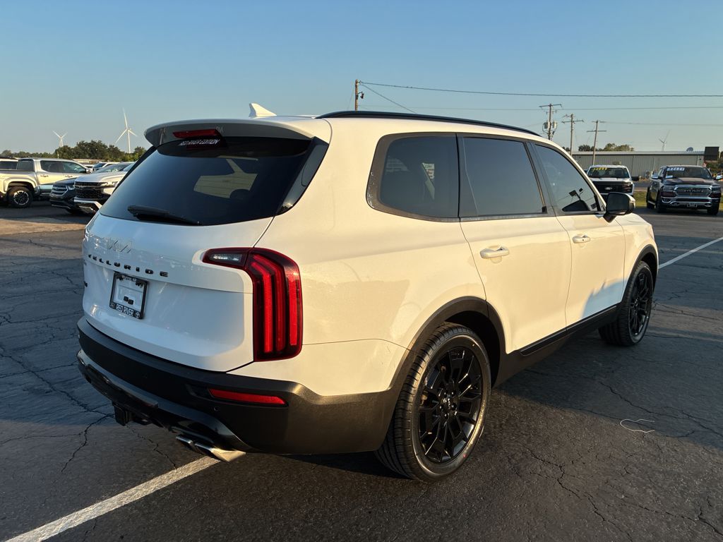2022 Kia Telluride EX photo 5