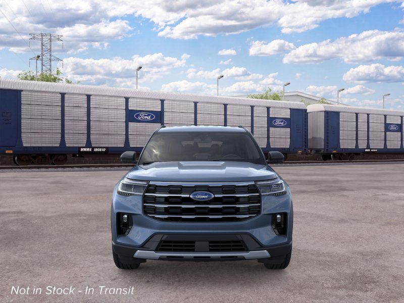 2026 Ford Explorer Active w/200A Pkg photo 6