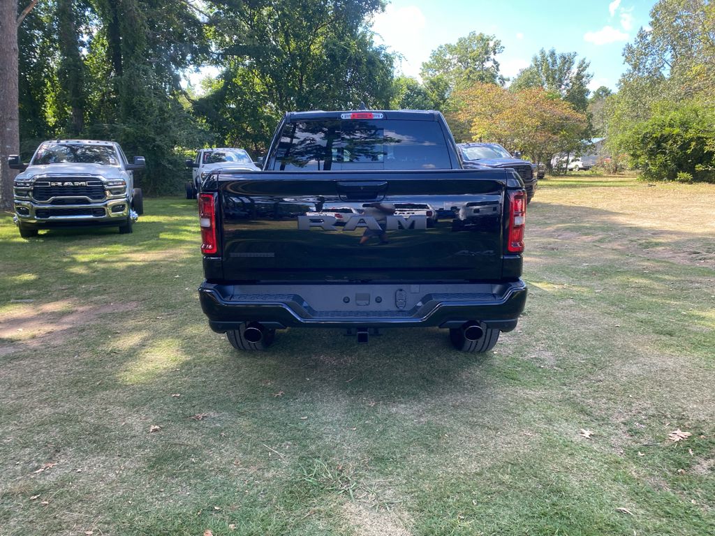 2027 Ram 1500 Big Horn photo 6