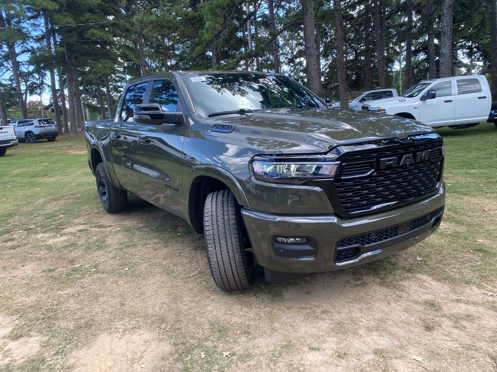 2027 Ram 1500 Big Horn photo 3