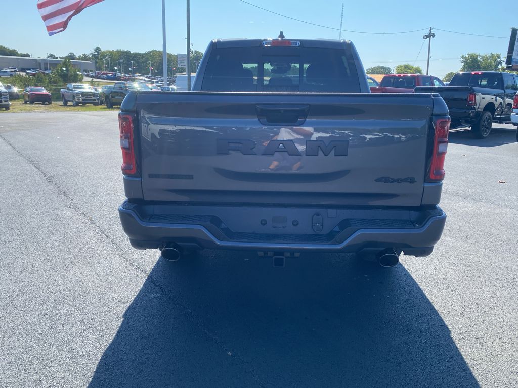 2027 Ram 1500 Big Horn photo 6