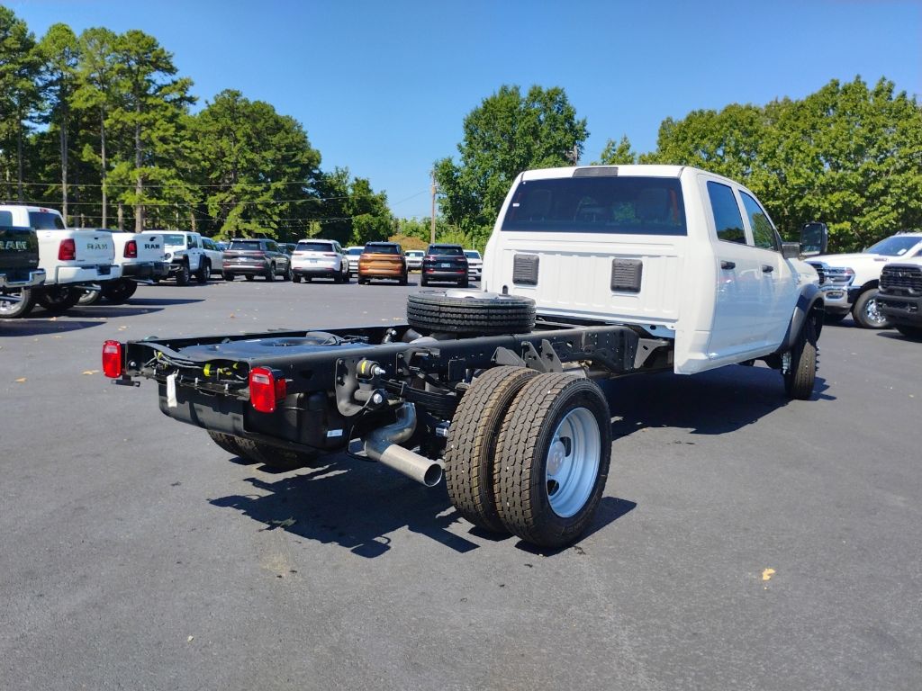 2026 Ram 5500 Chassis Tradesman photo 5