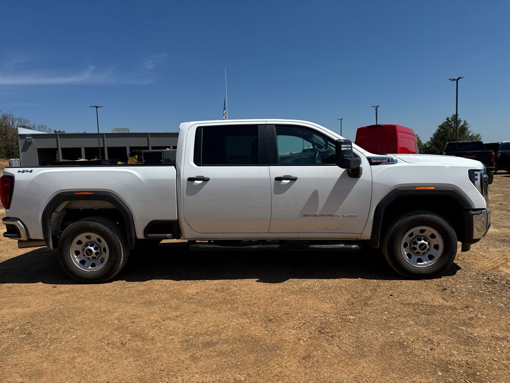 2024 GMC Sierra Pro photo 4