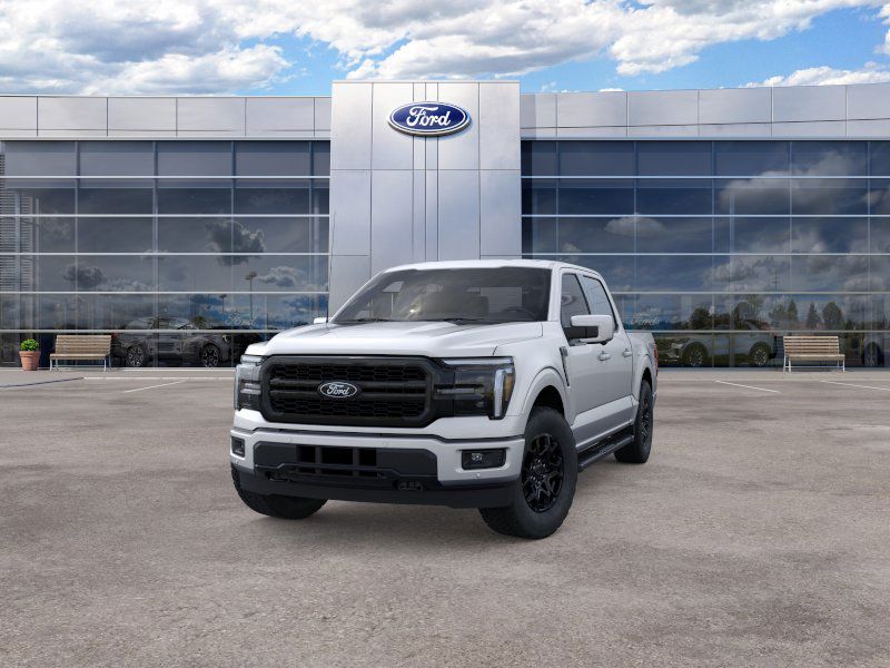 2026 Ford F-150 LARIAT photo 2