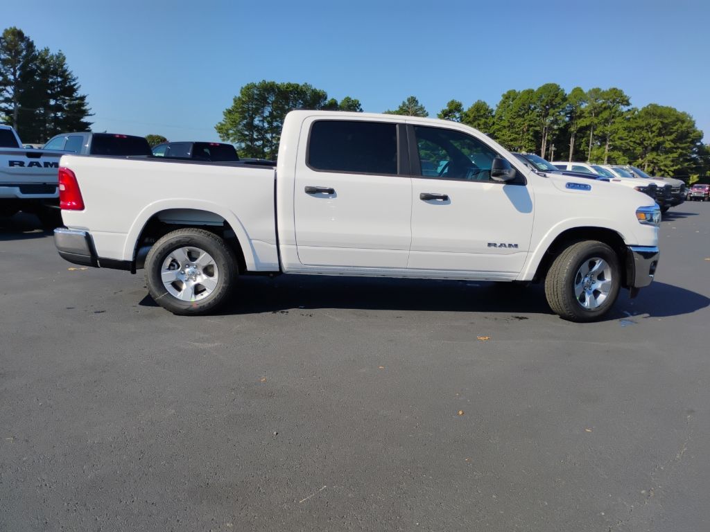 2027 Ram 1500 Big Horn photo 4