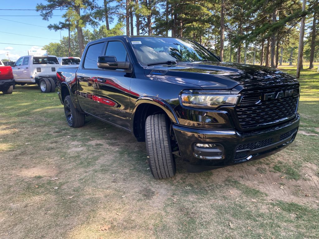 2027 Ram 1500 Big Horn photo 3