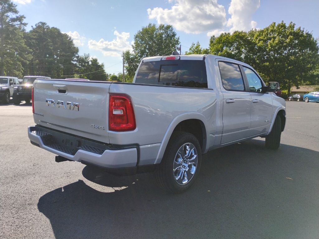 2027 Ram 1500 Big Horn photo 5