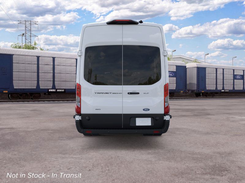 2026 Ford Transit Wagon XLT photo 5