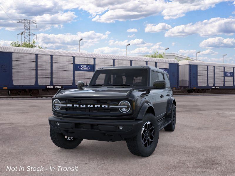 2026 Ford Bronco Outer Banks photo 2