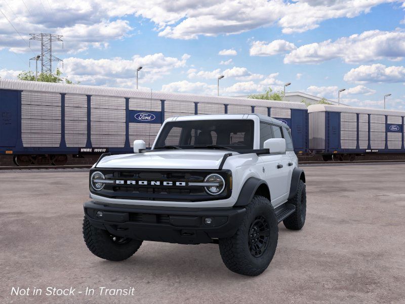 2026 Ford Bronco Outer Banks photo 2