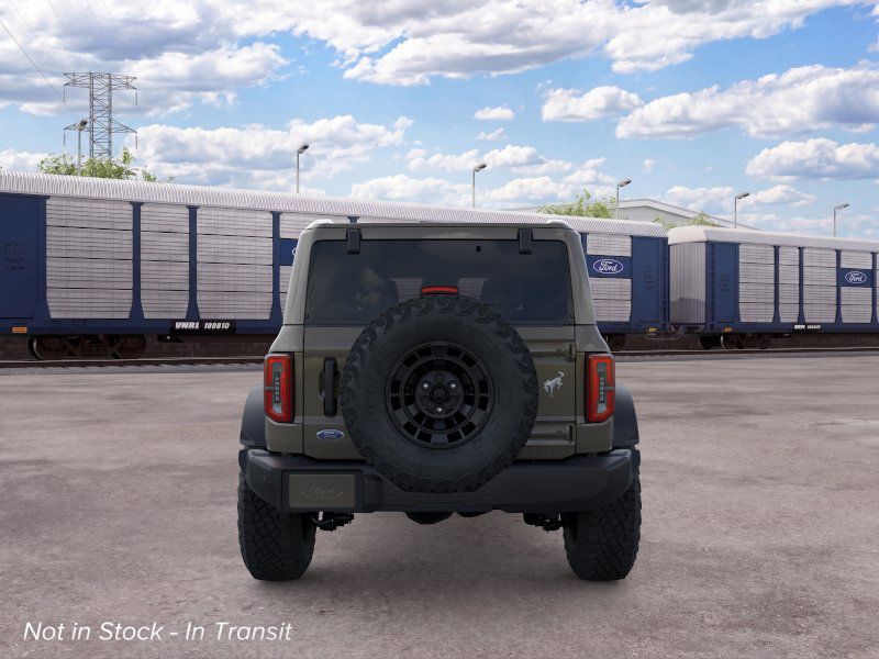 2026 Ford Bronco Outer Banks photo 5