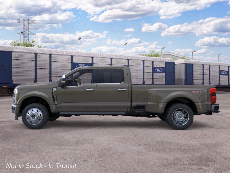 2026 Ford F-450 King Ranch photo 3