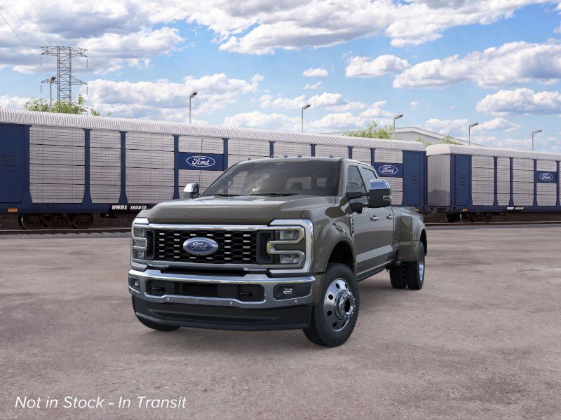 2026 Ford F-450 King Ranch photo 2