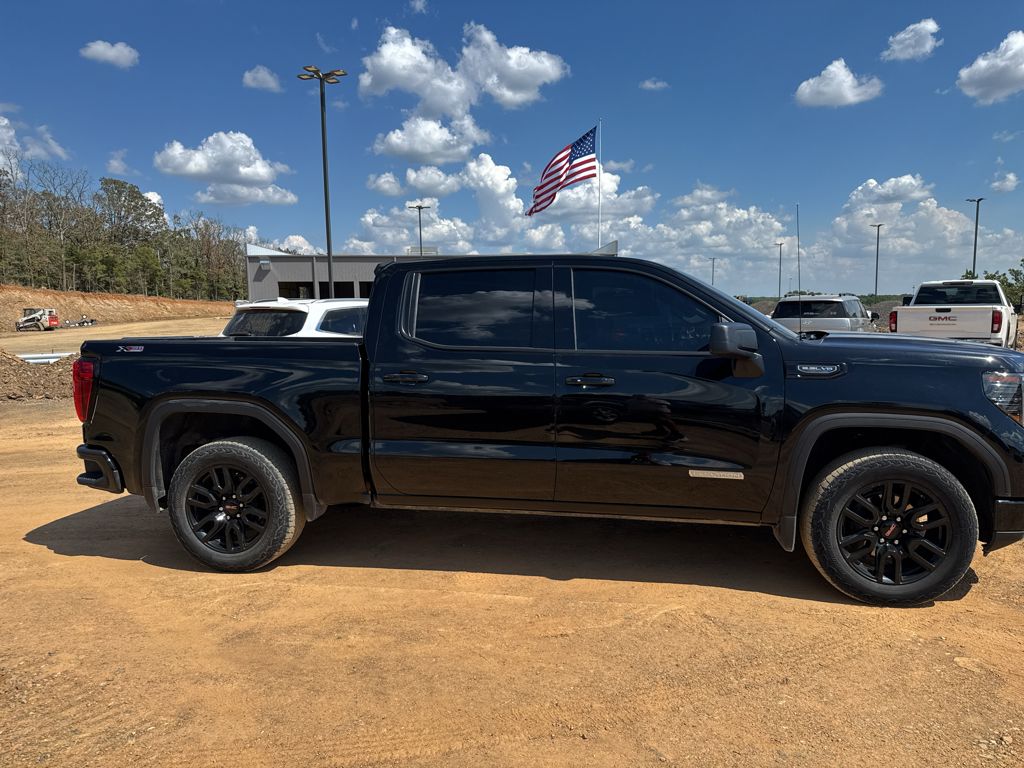 2025 GMC Sierra Elevation photo 4