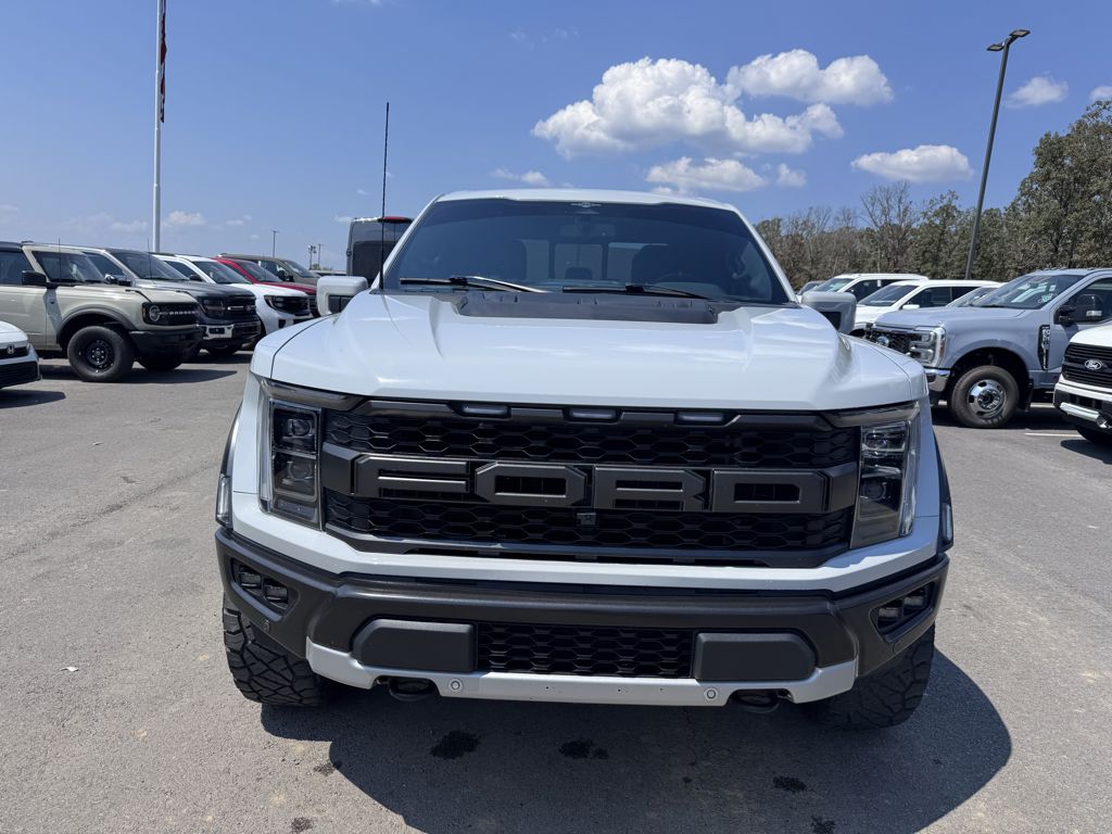 2023 Ford F-150 Raptor photo 2