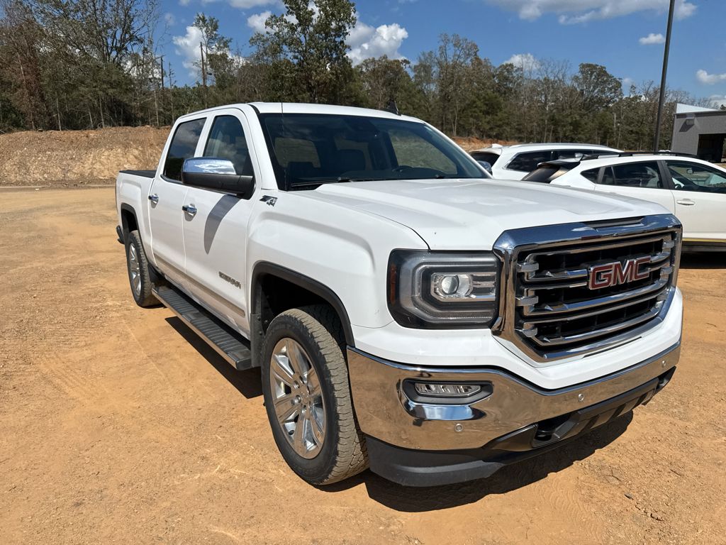2018 GMC Sierra SLT photo 3