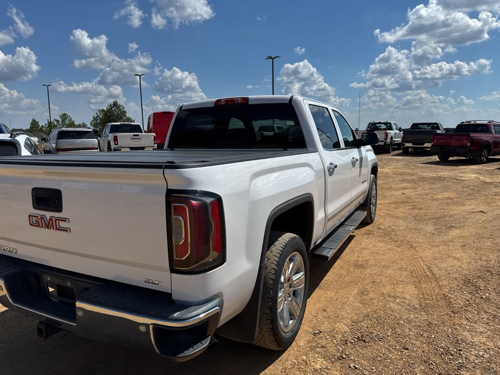 2018 GMC Sierra SLT photo 5