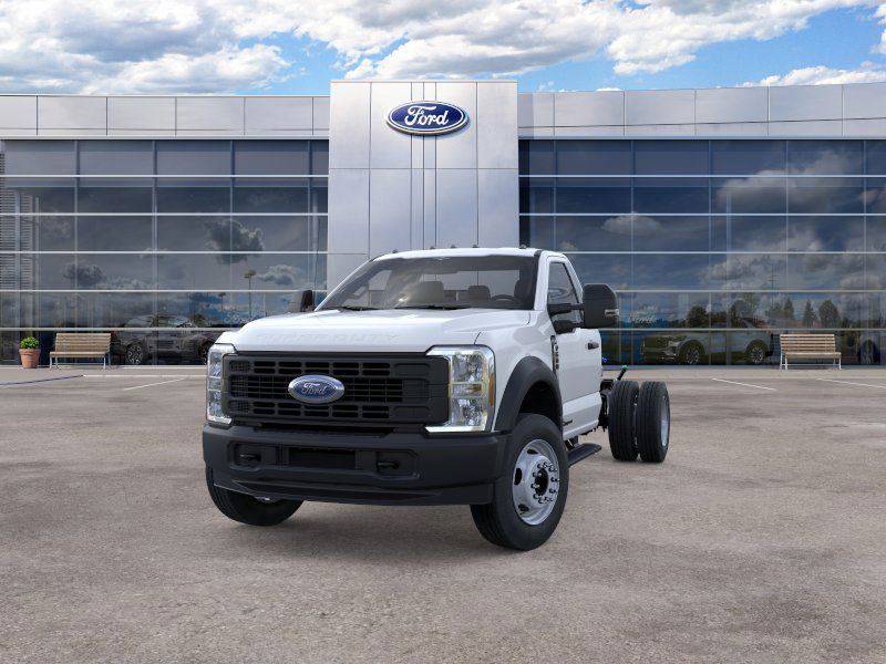 2026 Ford F-600 XL photo 2