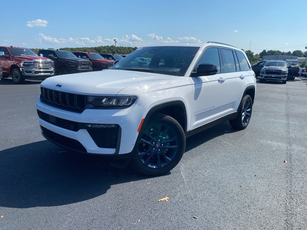 2026 Jeep Grand Cherokee 85th Anniversary Edition photo 1