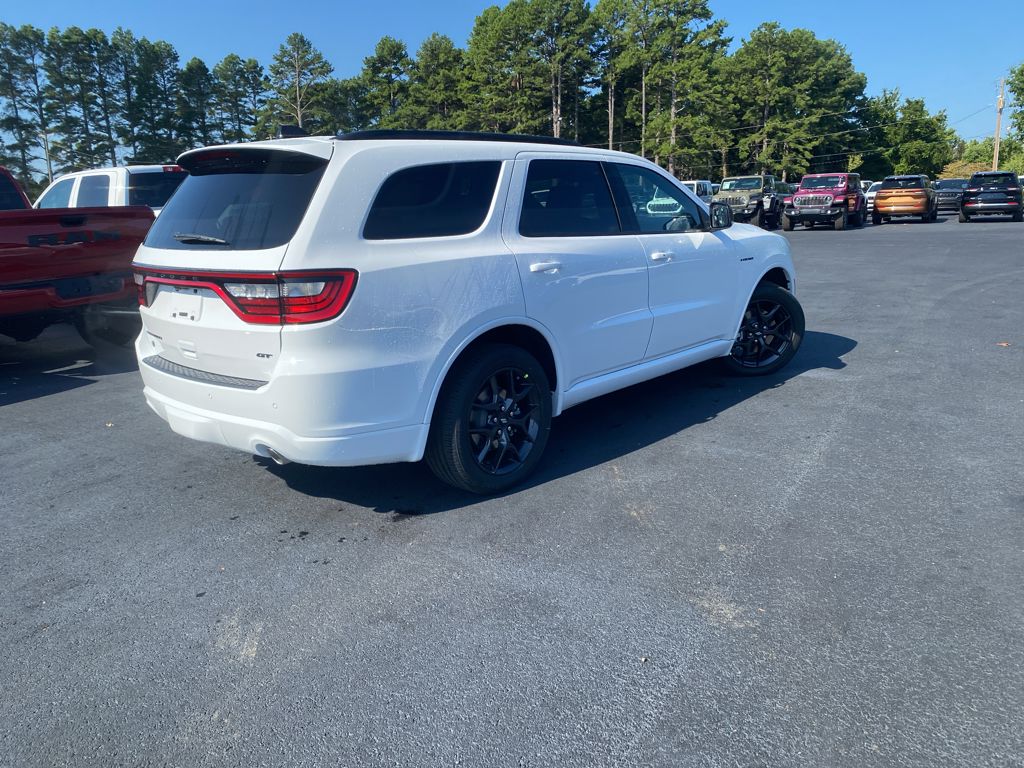 2027 Dodge Durango GT Plus HEMI photo 5