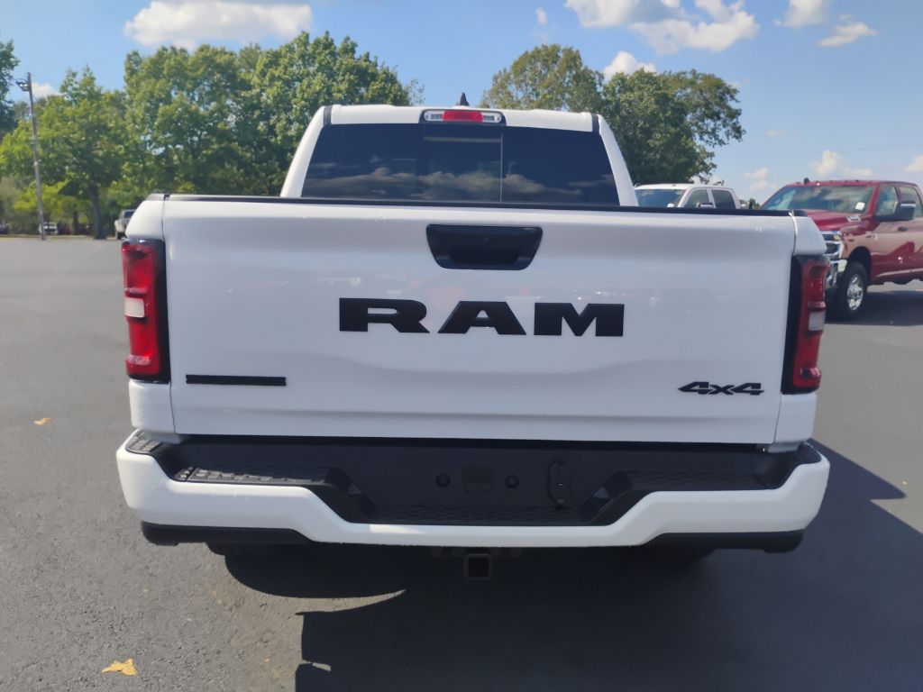2027 Ram 1500 Big Horn photo 6