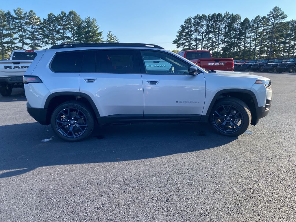 2026 Jeep Cherokee 85th Anniversary photo 4